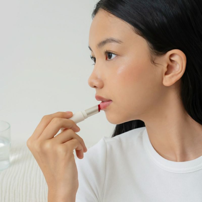 リップセーファー カラーバーム_レディッシュ4.5g | SIORIS | 日本公式